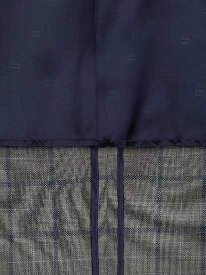 https://image.mooresclothing.ca/is/image/Moores/11M5_22_TOMMY_HILFIGER_SPORT_COATS_GREY_WINDOWPANE_ALT6?imPolicy=pdp-mob