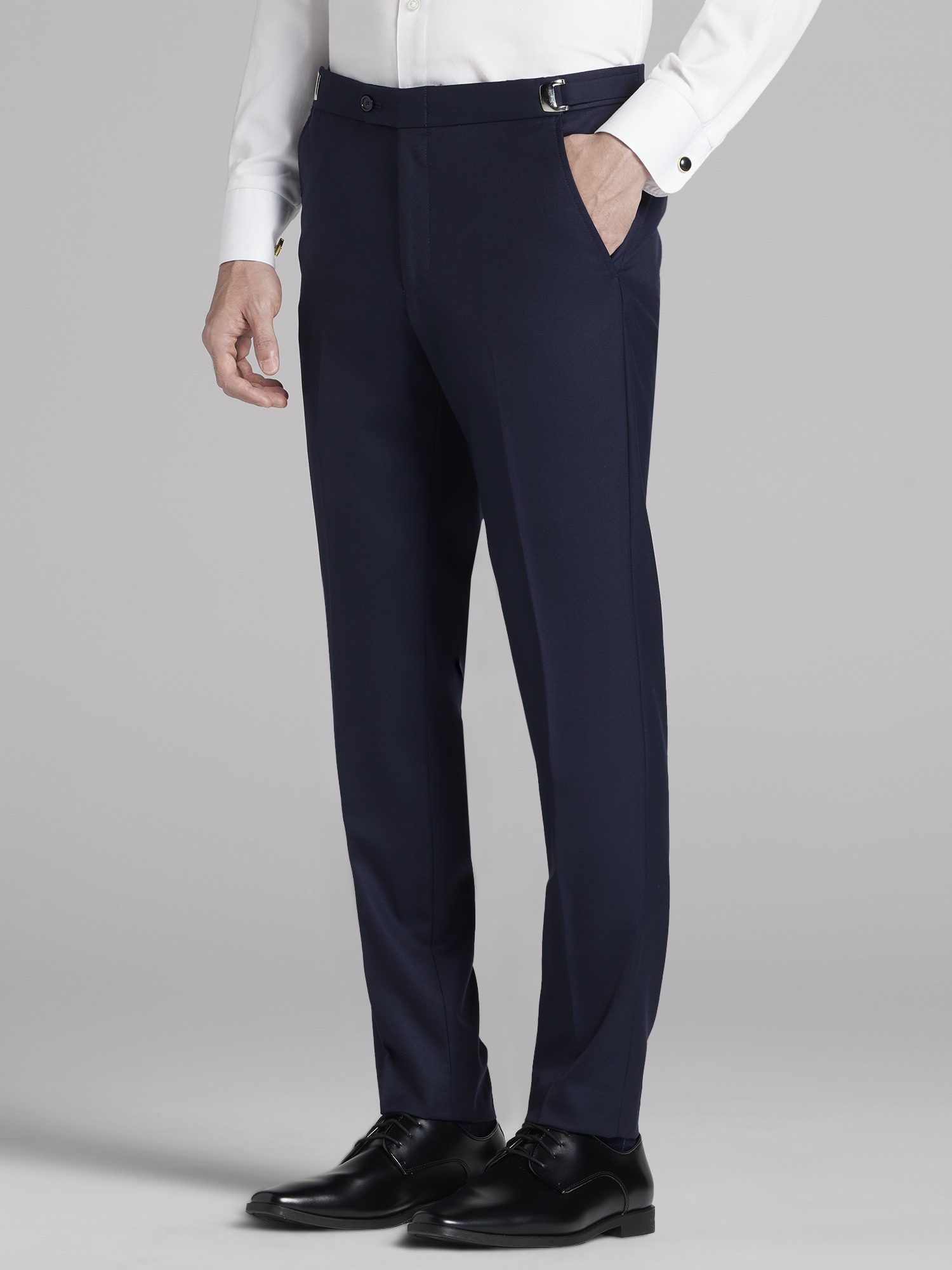 Smoking Joseph Abboud bleu marine à revers crantés à bordure de satin