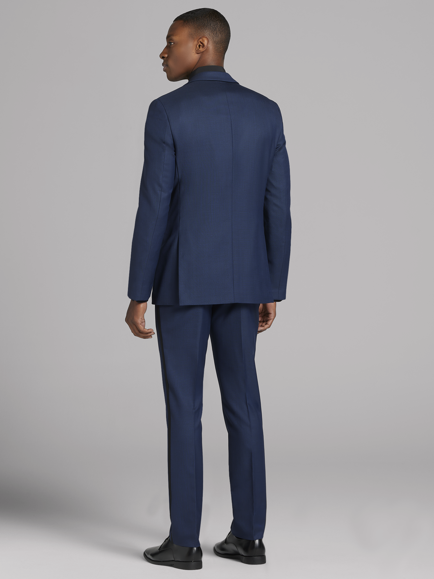 Smoking BLACK by Vera Wang minuit avec revers crantés noirs