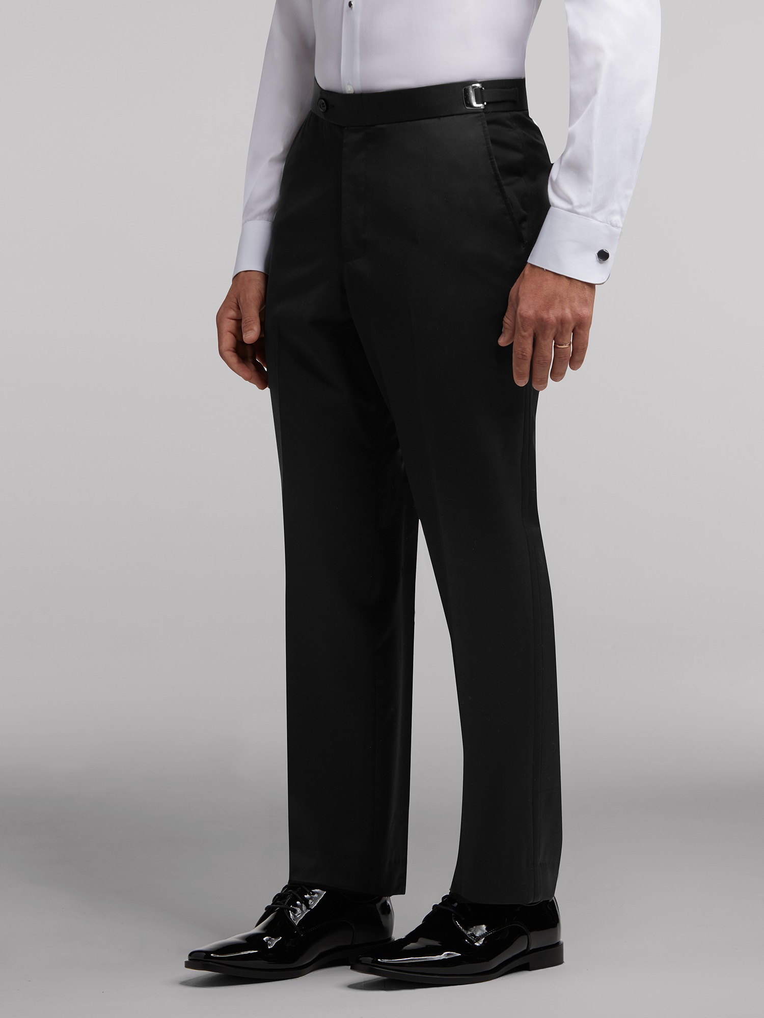 Black Peak Lapel Tux Black by Vera Wang Tuxedo Rental